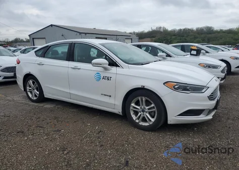 2018 Ford Fusion Se Hybrid z USA, uszkodzony, nr VIN 3FA6P0LU2JR172073